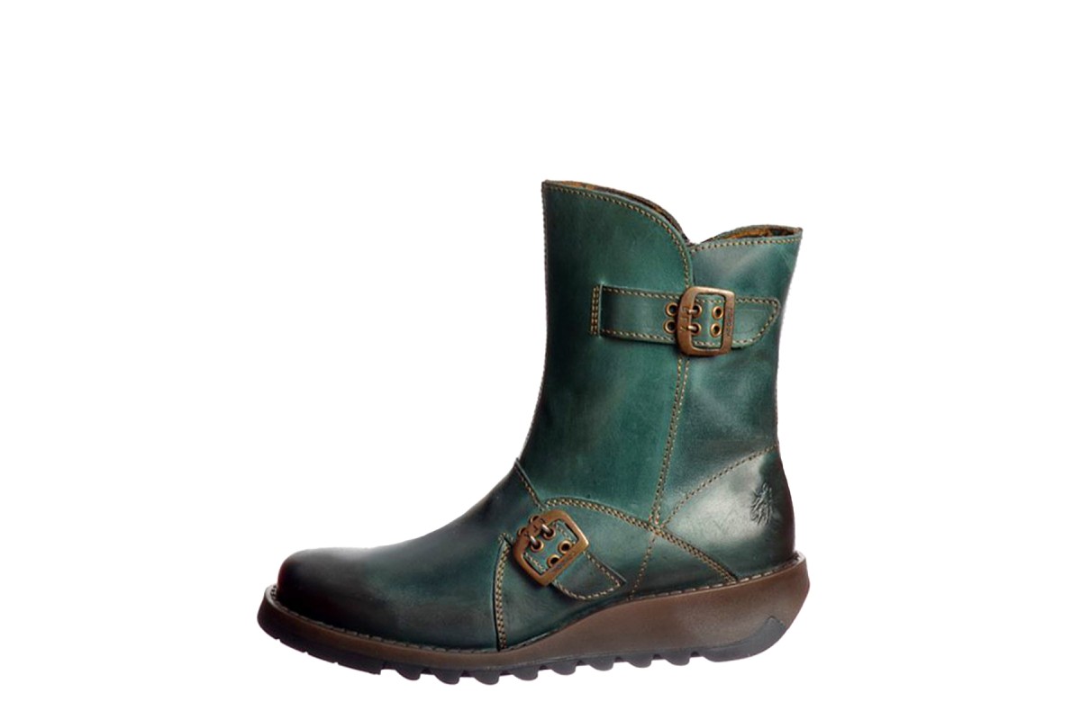 fly boots petrol