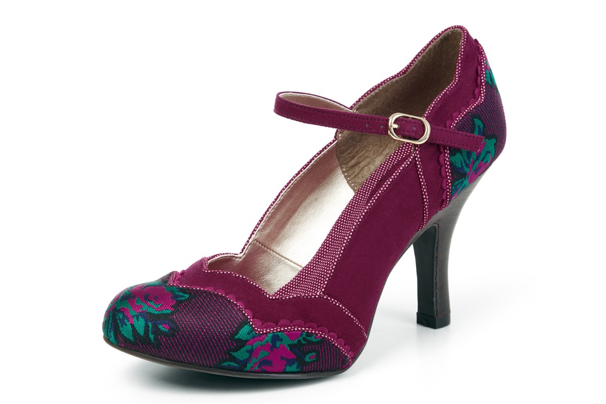 Always Be The #FirstToKnow Free shipping and returns on Women's Purple Ankle-Strap Sandals at dexterminduwi.ga