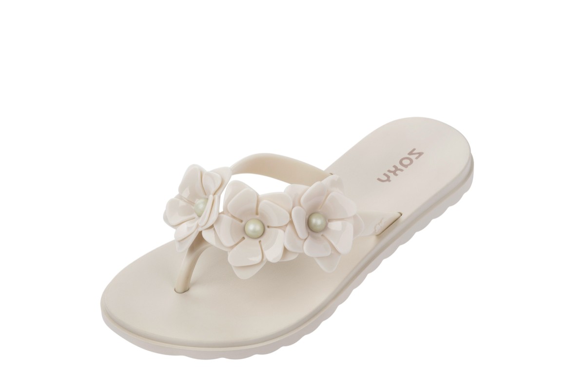 Zaxy Fresh Flower Ivory Flower Flip Flops Flat Sandals