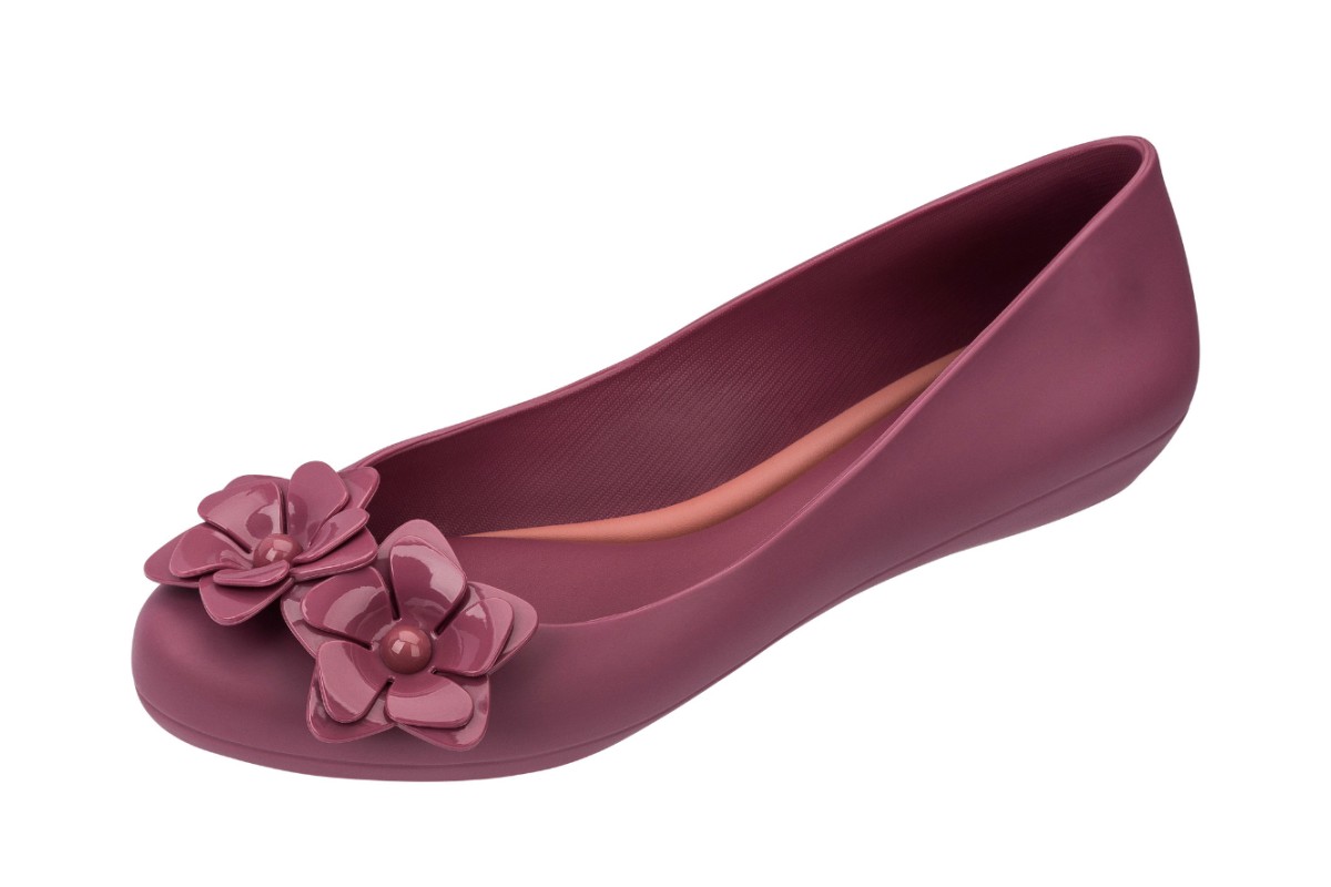 purple flat shoes